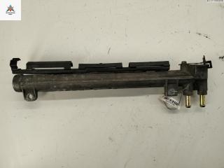 топливная рампа Volkswagen Golf 4 поколение 1998, 1.4 л., бензин, МКПП, красный, хетчбэк 5 дв., 036133319B