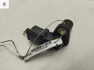 датчик коленвала Ford Mondeo 3 поколение 2001, 1.8 л., бензин, МКПП, серый, универсал