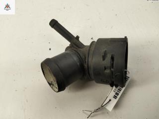 фланец (тройник) системы охлаждения Volkswagen Golf 5 поколение 2003, 1.6 л., бензин, МКПП, чёрный, хетчбэк 3 дв., 6Q0122291E