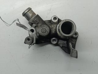 фланец (тройник) системы охлаждения Ford Focus 1 поколение [рестайлинг] 2001, 1.6 л., i, бензин, МКПП, синий, хетчбэк 5 дв., 1N1G8594