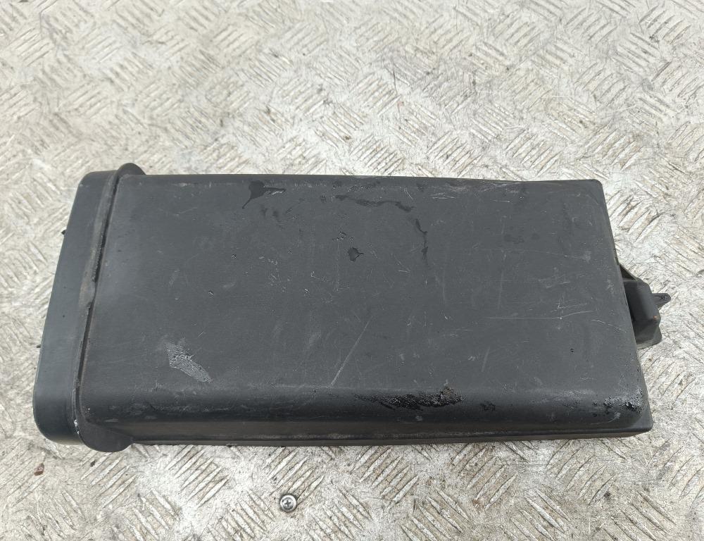 корпус салонного фильтра BMW 7 E65/E66 2002, 4.4 л., бензин, АКПП, чёрный, седан, 64318379958, 8379958