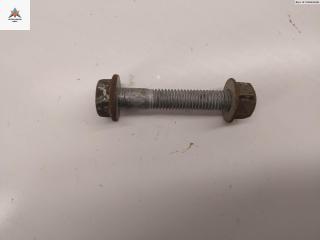 Болт крепления Volkswagen Passat B5 1997, 1.8 л., бензин, МКПП, зелёный, седан