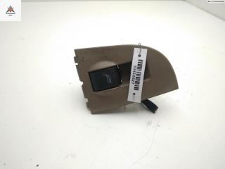 кнопка стеклоподъемника переднего правого Audi A6 4B/C5 1997, 2.4 л., бензин, МКПП, серый, седан