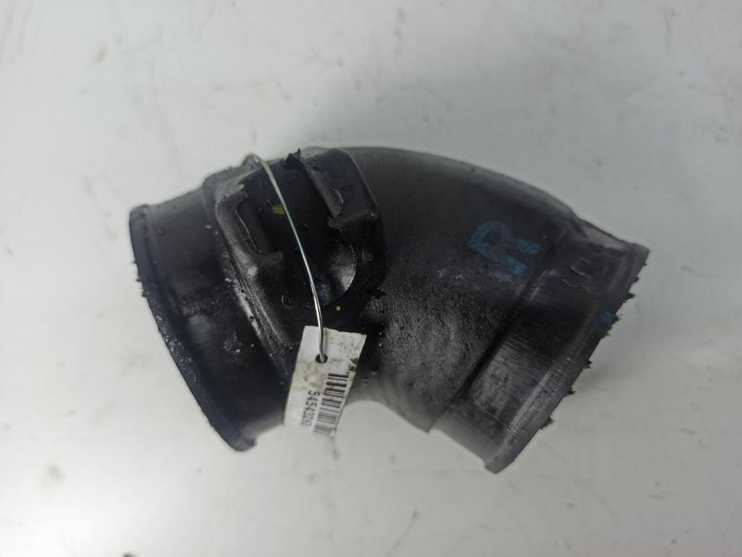 патрубок воздушного фильтра Audi A4 B5 1999, 1.9 л., дизель, 8D0145834A