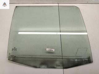 стекло двери задней правой Volkswagen Golf 3 поколение 1996, 1.8 л., бензин, МКПП, красный, хетчбэк 5 дв., 43R00049