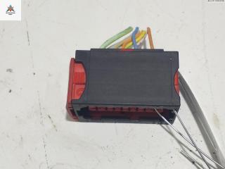 разъем (фишка) проводки Peugeot 807 1 поколение 2003, 2.0 л., бензин, МКПП, серый, минивэн