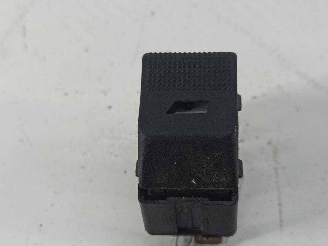 кнопка стеклоподъемника заднего правого Audi A4 B5 1996, 2.8 л., бензин, АКПП, синий, универсал, 4D0959855