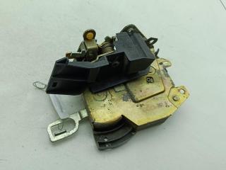 замок двери передней правой BMW 3 серия E36 1996, 1.6 л., бензин, МКПП, синий, хетчбэк 3 дв., 8198038