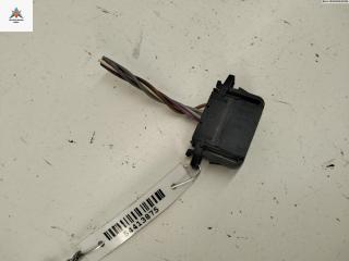 разъем (фишка) проводки Volkswagen Passat B5 [рестайлинг] 2000, 1.6 л., бензин, МКПП, красный, универсал, 3B0972726