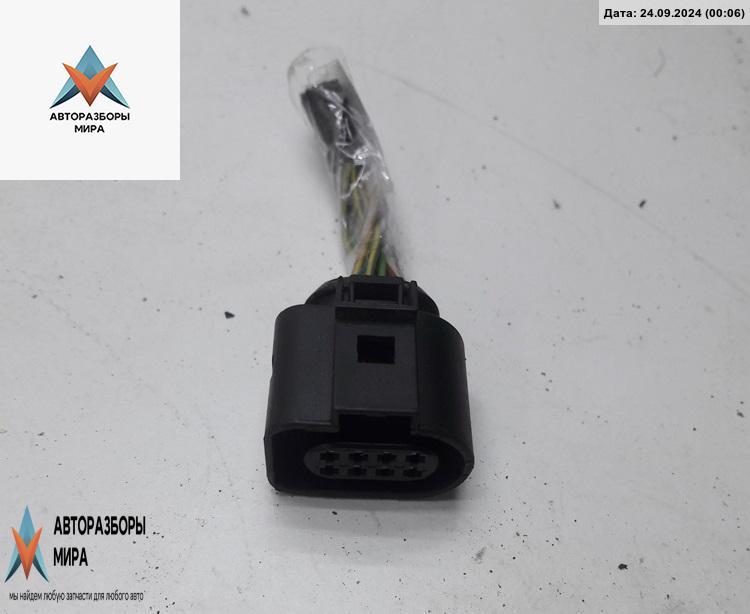 разъем (фишка) проводки Volkswagen Golf 4 поколение 2004, 1.9 л., дизель, МКПП, серый, универсал, 1J0973714 - фото №1