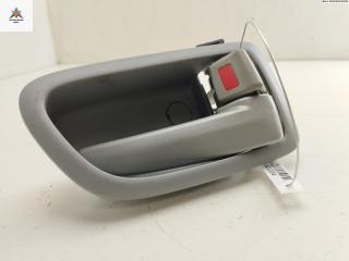 ручка внутренняя задняя правая Mazda 3 BK 2003, 1.4 л., бензин, МКПП, белый, хетчбэк 5 дв.