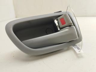 ручка внутренняя задняя правая Mazda 3 BK 2003, 1.4 л., бензин, МКПП, белый, хетчбэк 5 дв.