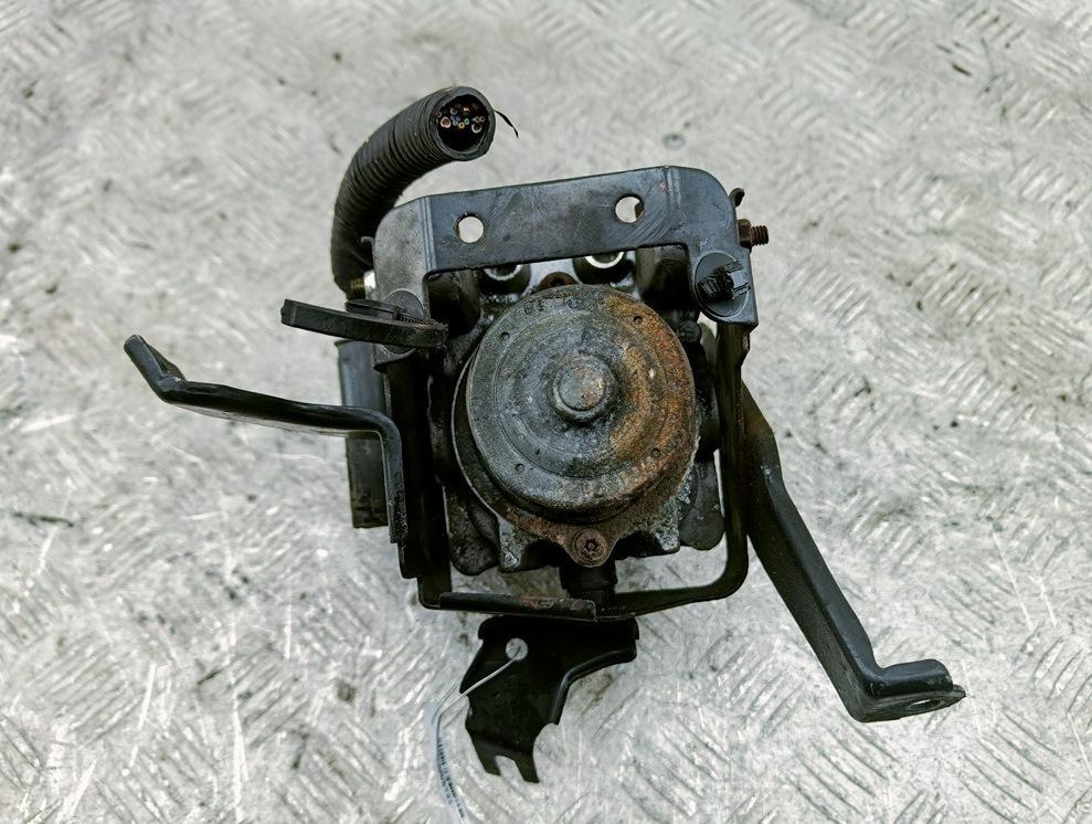блок ABS Honda Stream 2001, 2.0 л., бензин, МКПП, чёрный, минивэн, 1B19-0907UO1