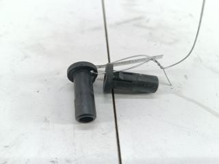 кронштейн радиатора Audi A4 B5 1995, 1.8 л., бензин, МКПП, синий, седан, 8D0121200