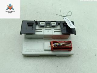 дисплей Renault Megane 2 поколение 2003, 1.5 л., дизель, МКПП, белый, хетчбэк 5 дв., 8200107839