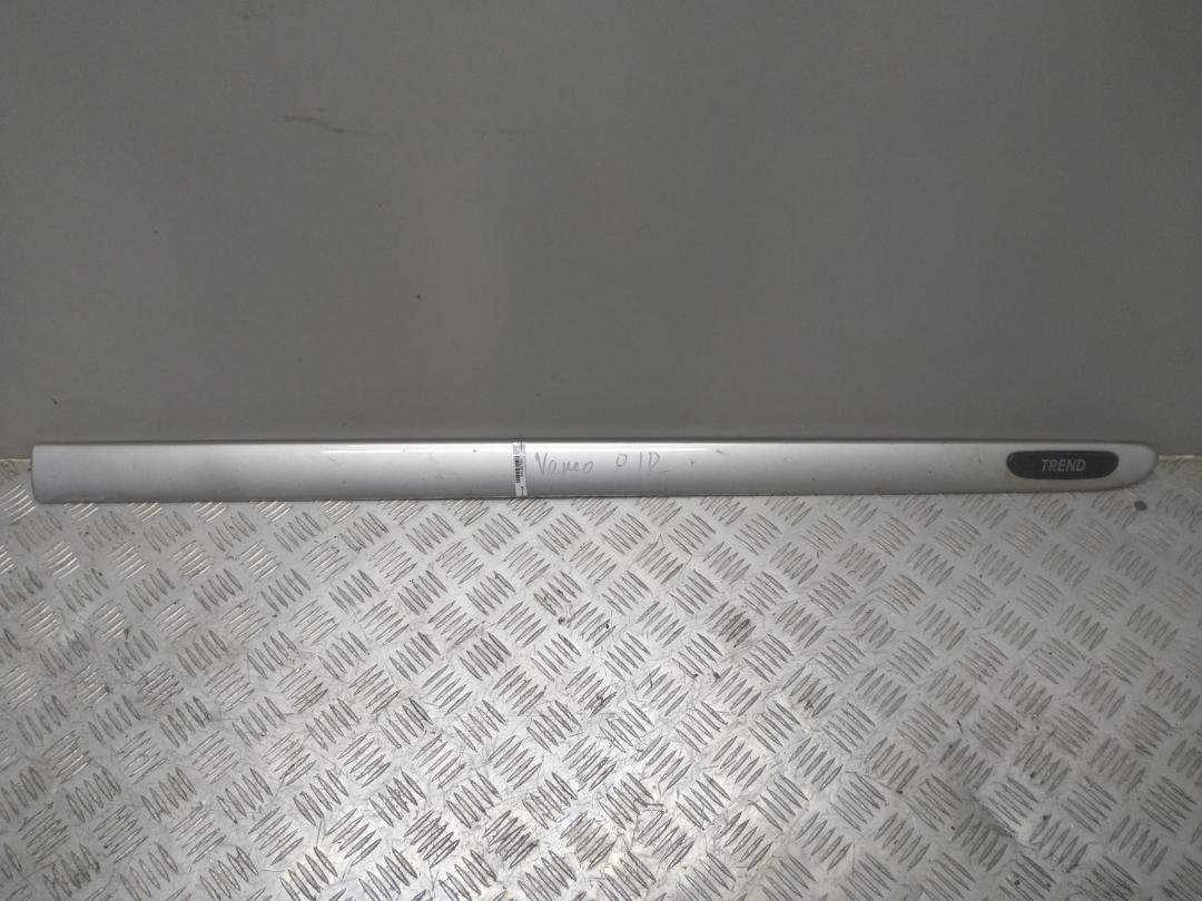 молдинг переднего бампера Mercedes-Benz Vaneo W414 2004, 1.9 л., бензин, МКПП, серый, минивэн, 4146981185 - фото №1