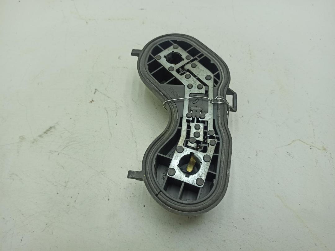 Плата фонаря заднего правого Renault Megane 2 поколение 2003, 1.5 л., дизель, МКПП, белый, хетчбэк 5 дв., 89026012 - фото №1