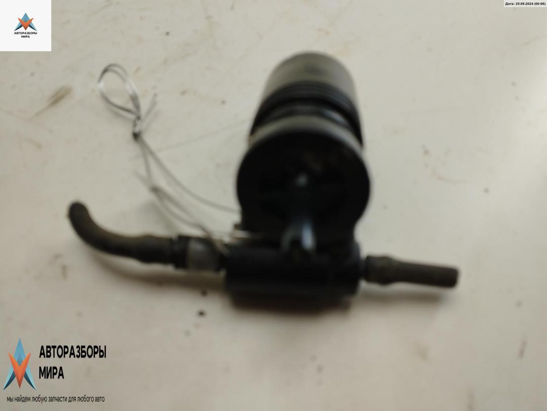 насос (моторчик) омывателя стекла Nissan Note E11 2006, синий, хетчбэк 5 дв., 3009753805 - фото №1