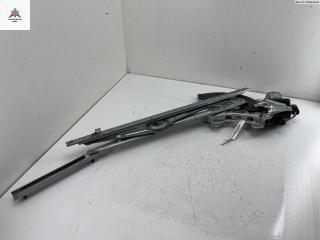 стеклоподъемник электрический передний правый Nissan Micra 4 поколение (K13) 2012, 1.2 л., бензин, МКПП, чёрный, хетчбэк 5 дв., 827301HB0A