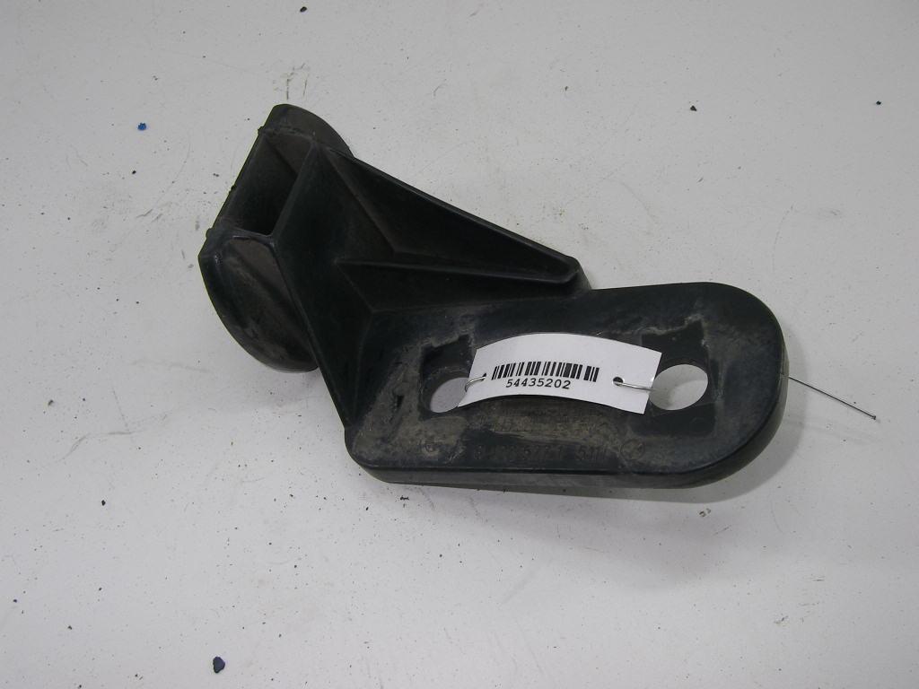 кронштейн переднего бампера BMW 3 E36 1998, 1.6 л., бензин, МКПП, синий, хетчбэк 3 дв., 8122577