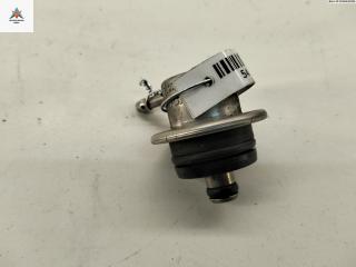 регулятор давления топлива Volkswagen Golf 4 поколение 2001, 2.0 л., бензин, МКПП, серый, универсал, 037133035H