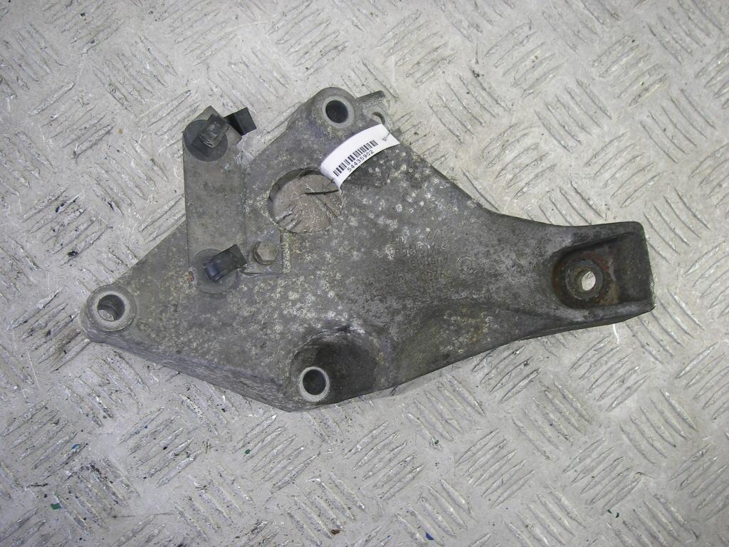 кронштейн двигателя BMW 3 серия E90/E91/E92/E93 2007, 2.0 л., дизель, МКПП, жёлтый, универсал, 22116775041 - фото №1