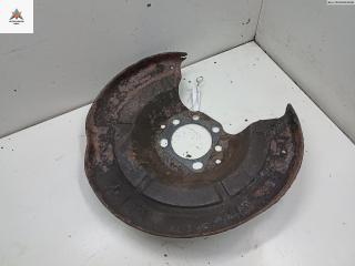 защитный кожух тормозного механизма Opel Astra G 2001, 1.6 л., бензин, МКПП, красный, хетчбэк 5 дв.