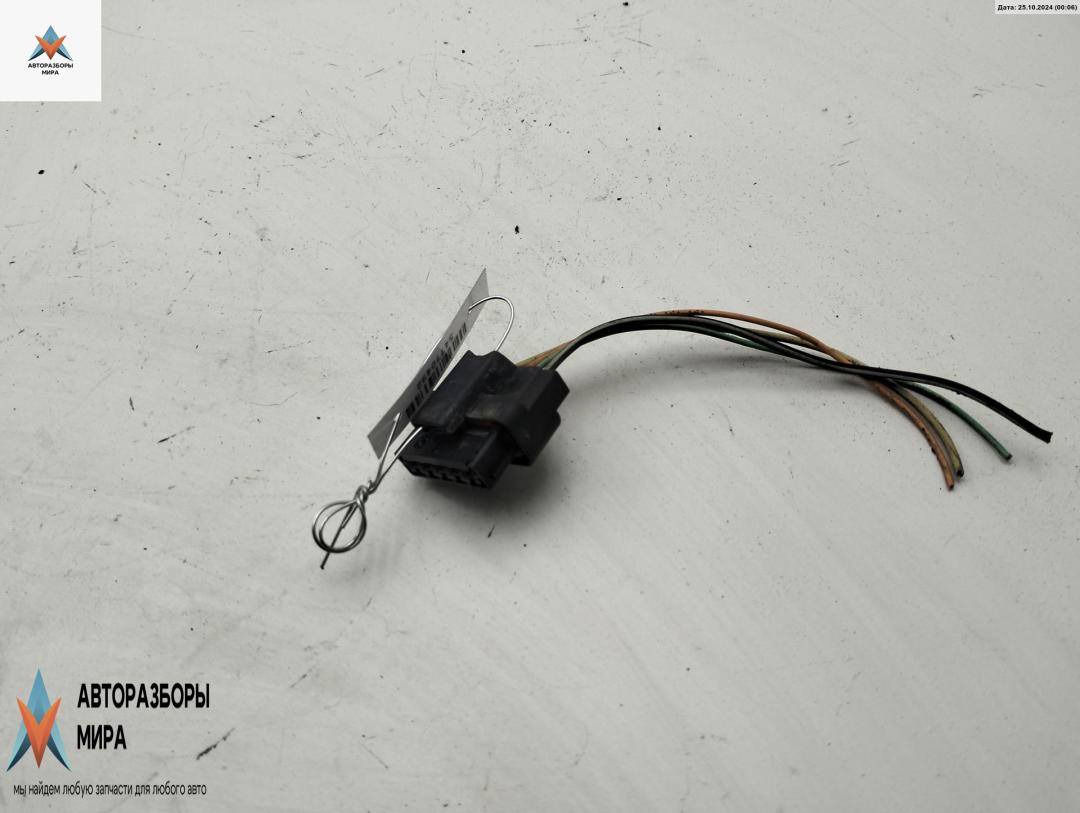 разъем (фишка) проводки Renault Scenic 2 поколение 2004, 1.6 л., бензин, АКПП, чёрный, минивэн - фото №1