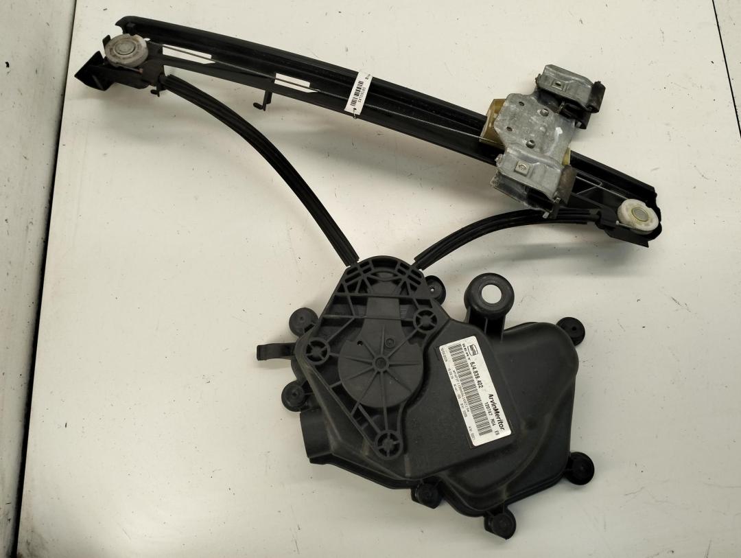 стеклоподъемник электрический задний правый SEAT Ibiza 2008, 1.4 л., бензин, МКПП, жёлтый, хетчбэк 5 дв., 6J4839402