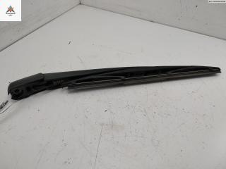 Щеткодержатель (поводок стеклоочистителя) задний Mitsubishi Outlander 2 поколение 2007, 2.0 л., дизель, МКПП, серый, внедорожник 5 дв.