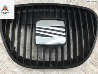 решетка радиатора SEAT Ibiza 3 поколение 2004, чёрный, хетчбэк 3 дв., 6L0853651