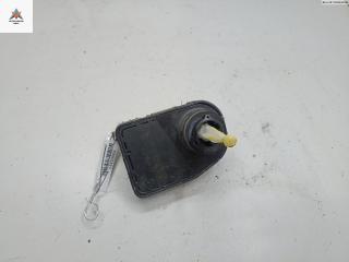 корректор фар Opel Omega B [рестайлинг] 2000, 2.2 л., бензин, МКПП, красный, седан, 90565805