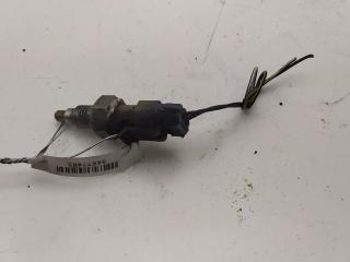 Датчик включения заднего хода (лягушка) Opel Vectra B 1997, 1.6 л., бензин, МКПП, синий, хетчбэк 5 дв., 90482454