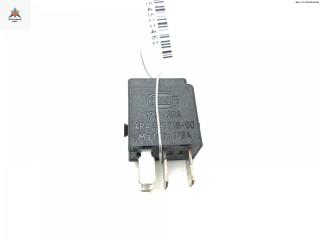 реле (прочие) Mercedes-Benz M-Class ML W163 2002, 2.7 л., дизель, МКПП, синий, внедорожник 5 дв., 0025421119