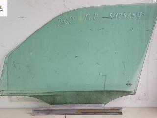 стекло двери передней правой Mercedes-Benz C-Класс W202/S202 1996, 2.5 л., дизель, МКПП, синий, универсал