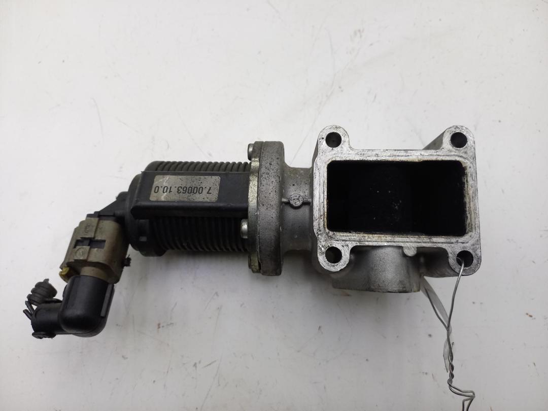 клапан EGR Opel Signum 2004, 1.9 л., дизель, АКПП, красный, хетчбэк 5 дв., 7.0006310.0