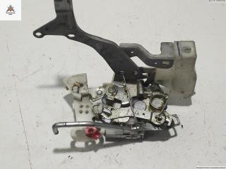 замок двери передней левой Citroen C1 1 поколение 2007, 1.0 л., бензин, МКПП, красный, хетчбэк 3 дв.