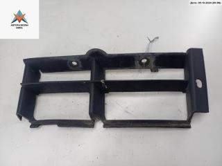 заглушка (решетка) в бампер BMW 5 серия E39 [рестайлинг] 2002, 2.5 л., бензин, МКПП, чёрный, универсал, 8235673