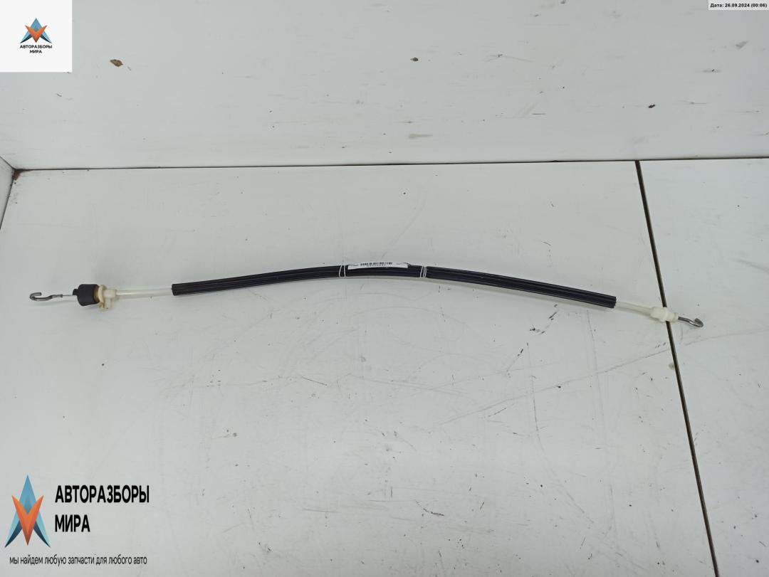 Трос двери задней Audi A4 B5 1995, 1.6 л., бензин, МКПП, синий, седан - фото №1