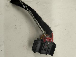 разъем (фишка) проводки Skoda Octavia mk2 (A5 1Z) 2010, 1.2 л., бензин, МКПП, серый, универсал, 1K0971975