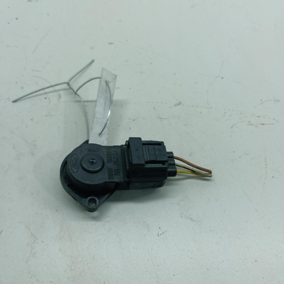 датчик положения дроссельной заслонки Ford Fiesta 2003, 1.3 л., бензин, МКПП, синий, хетчбэк 3 дв., 988F9B989BB