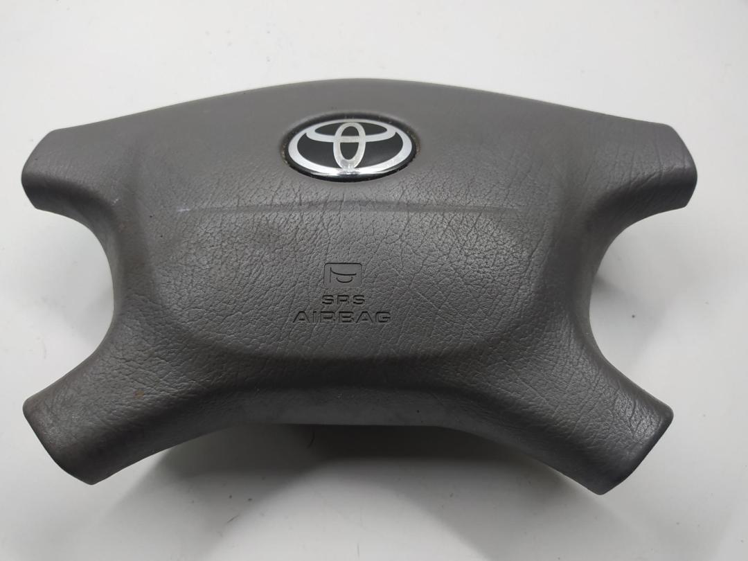 подушка безопасности водителя Toyota Corolla 2001, 1.4 л., бензин, МКПП, зелёный, хетчбэк 5 дв.