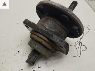 ступица задняя левая Ford Mondeo 2 поколение 1999, 1.8 л., бензин, МКПП, синий, универсал