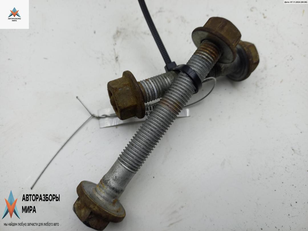 Болт крепления Opel Meriva 1 поколение (A) 2003, 1.8 л., бензин, МКПП, серый, минивэн - фото №1