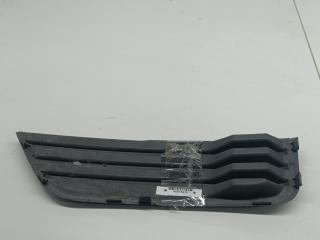 заглушка (решетка) в бампер Ford Focus 2 поколение 2006, 1.6 л., дизель, МКПП, белый, универсал, 4M5119952BE