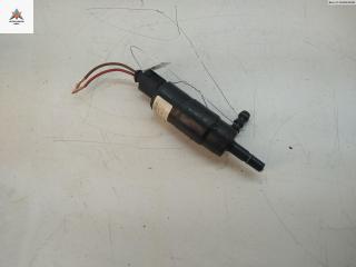 насос (моторчик) омывателя фар Skoda Octavia mk1 (A4 1U) 2000, синий, хетчбэк 5 дв., 3B7955681