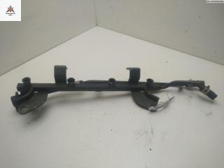 топливная рампа Mazda 323 BA 1998, 1.3 л., бензин, МКПП, синий, хетчбэк 3 дв.