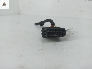 разъем (фишка) проводки Audi A4 B5 1996, 1.8 л., Ti, бензин, МКПП, красный, универсал, 893971983