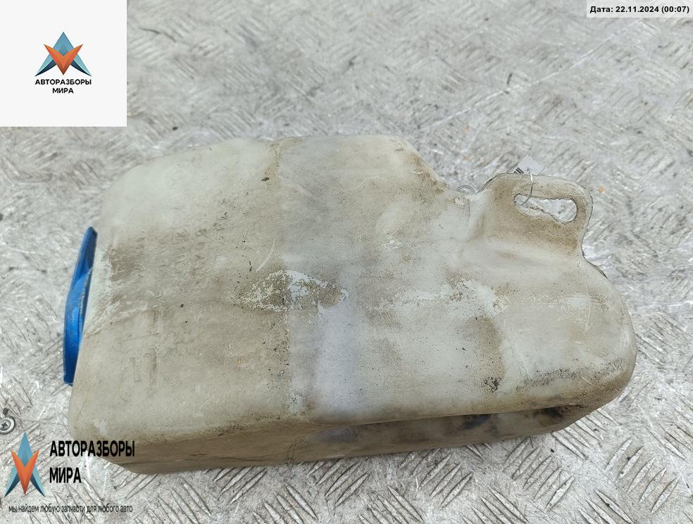 бачок омывателя Volkswagen Polo 3 поколение 1998, 1.4 л., бензин, универсал, 6K0955453 - фото №1