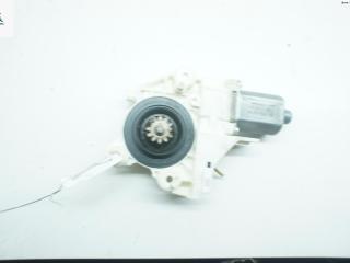 моторчик стеклоподъемника передний левый Ford Focus 2 поколение [рестайлинг] 2008, 1.6 л., МКПП, универсал, 0130822217